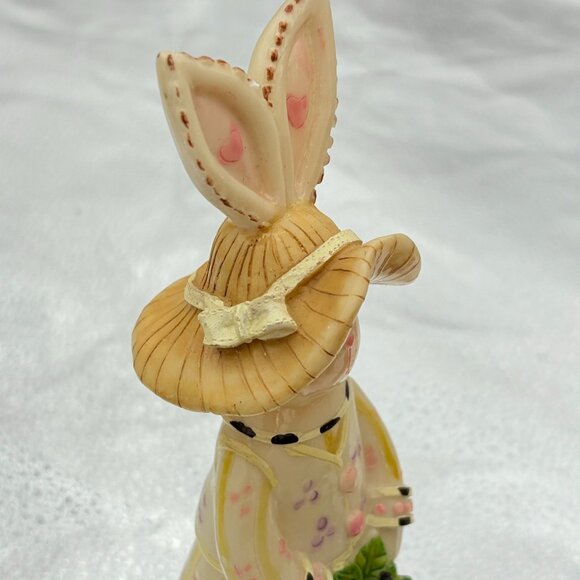 Vintage Bunny‎ Figurines Dresses Baskets Flowers Hats set of 2 Easter Gardening - Picture 14 of 14